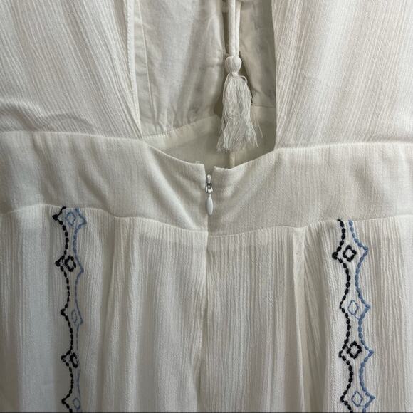 Piper White Embroidered Dress - Picture 8 of 11